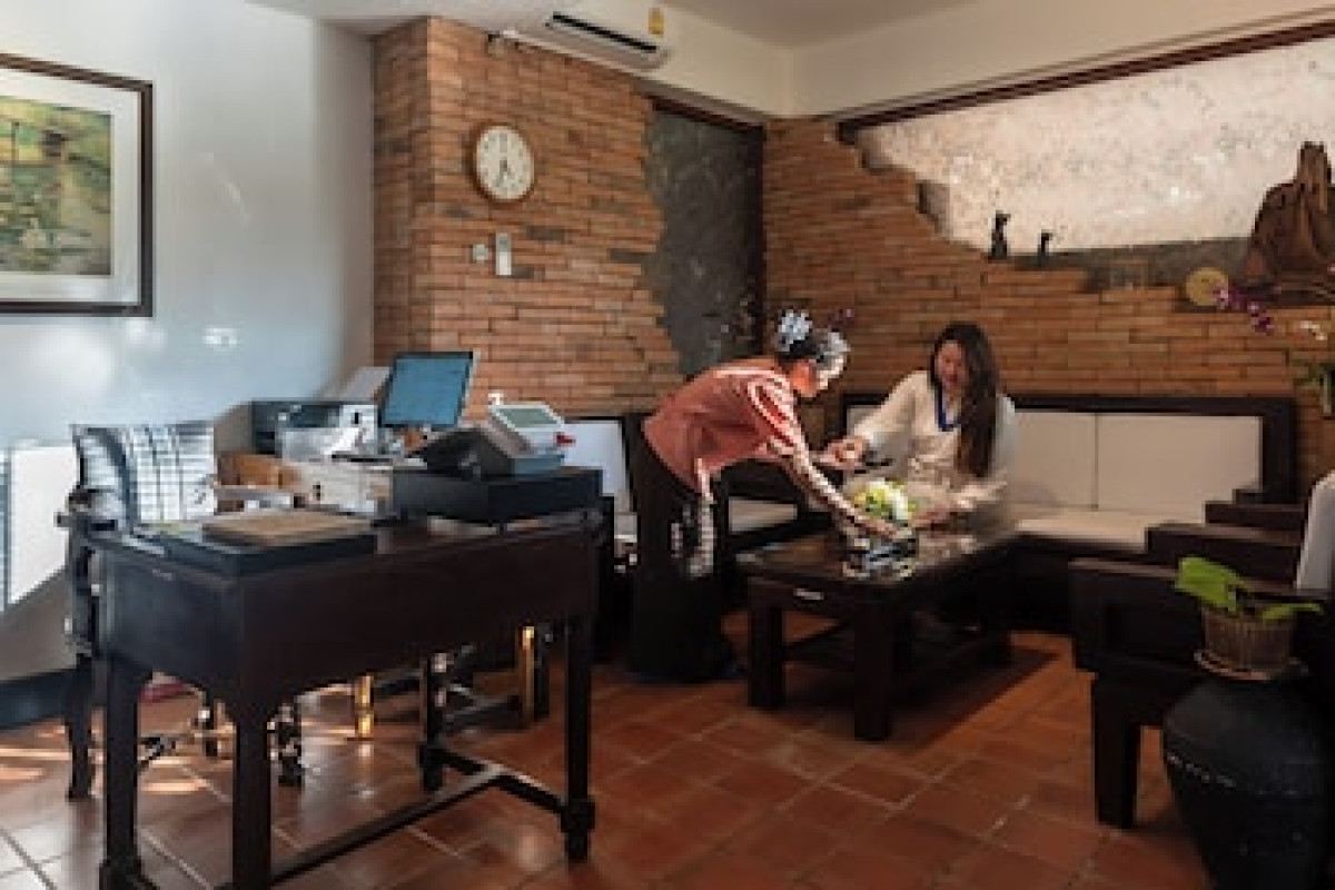 LEGEND BOUTIQUE RIVER RESORT AND SPA (SHA)