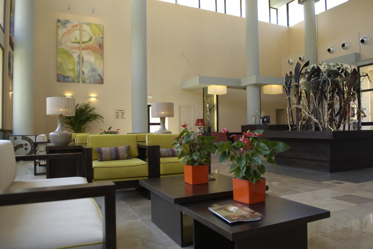 Leo Punta Umbria Apartamentos