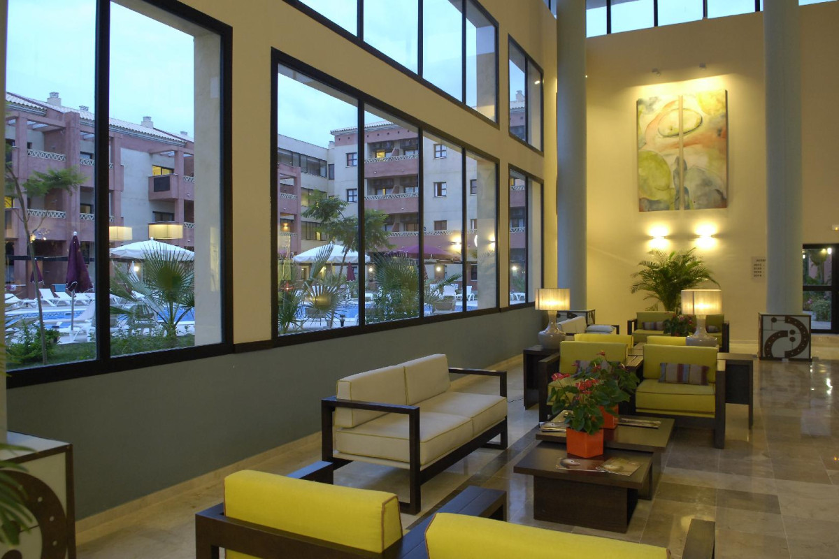 Leo Punta Umbria Apartamentos