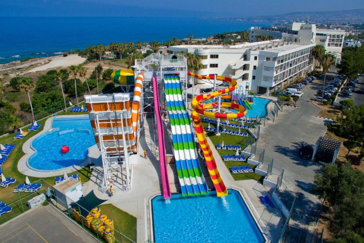 LEONARDO LAURA BEACH  SPLASH RESORT