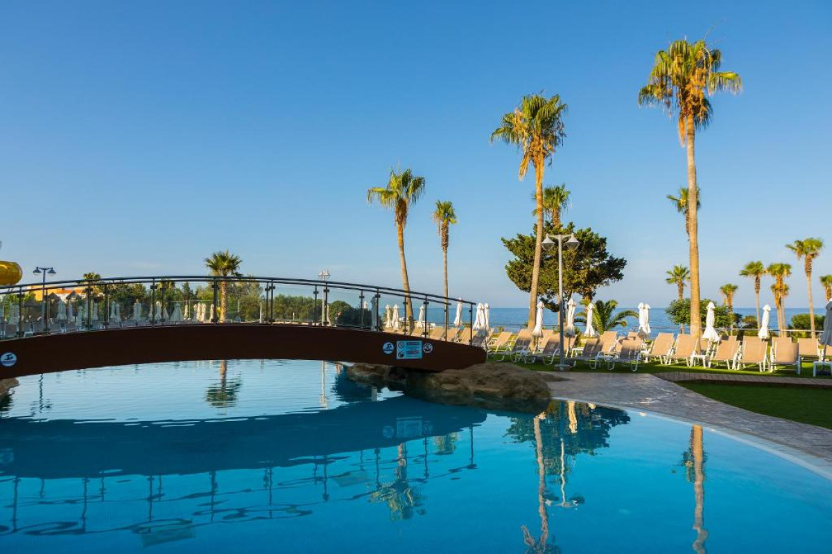 LEONARDO LAURA BEACH  SPLASH RESORT