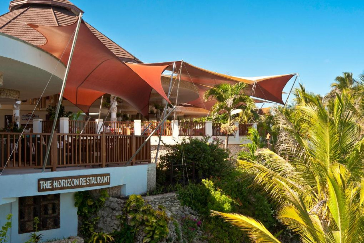 Leopard Beach Resort and Spa