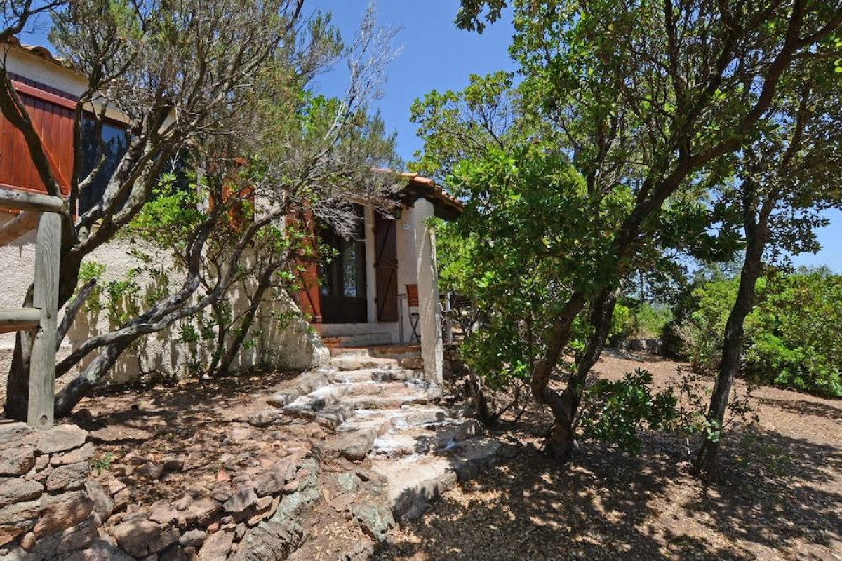 Les Bungalows Du Maquis