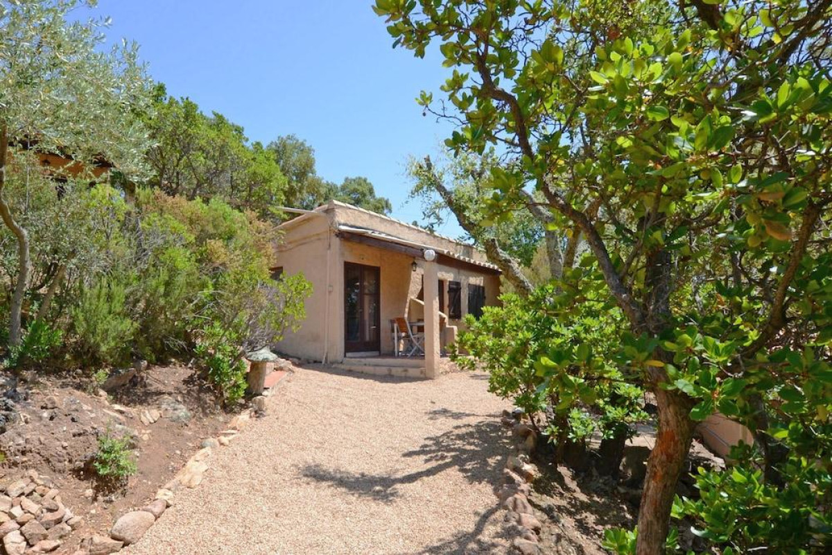 Les Bungalows Du Maquis