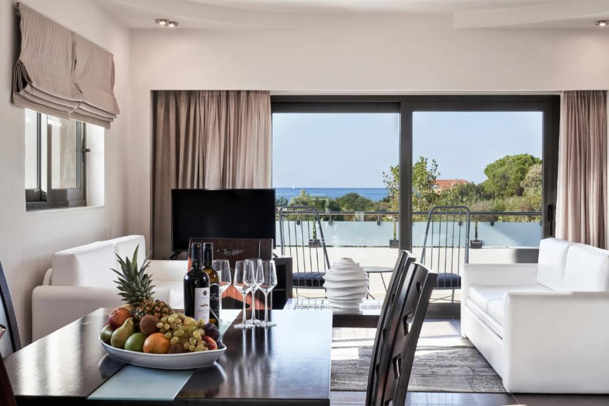 LESANTE HOTEL & SPA