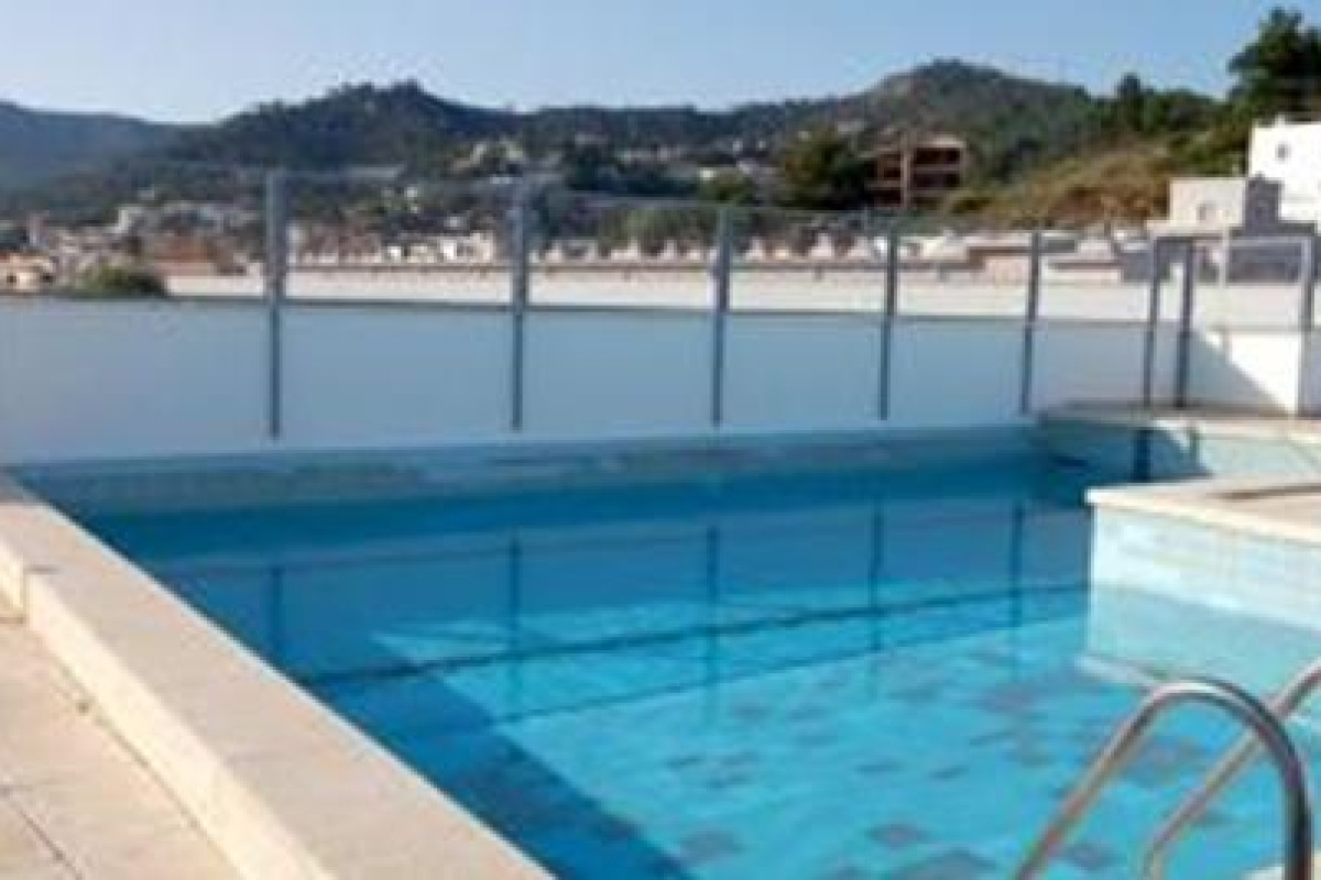 Lets Holidays APARTMENT POOL TERRACE TOSSA DE MAR