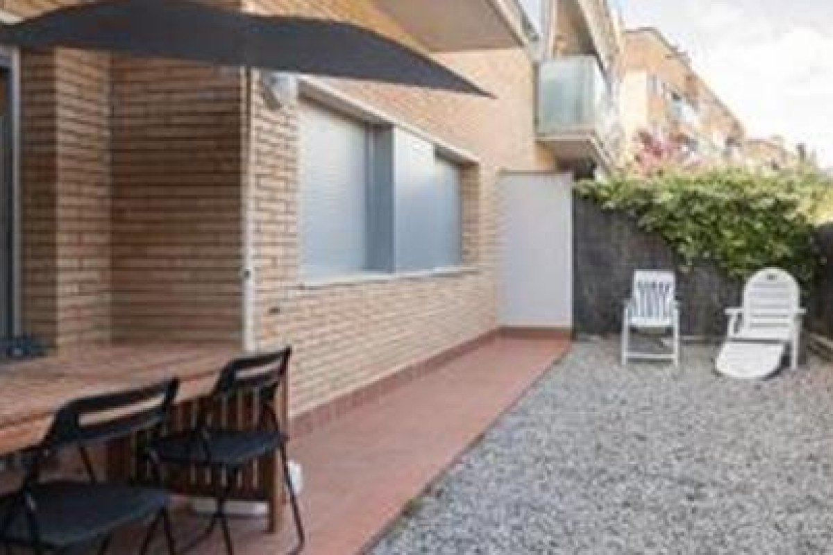 Lets Holidays BEAUTIFUL APARTMENT w/ POOL TOSS