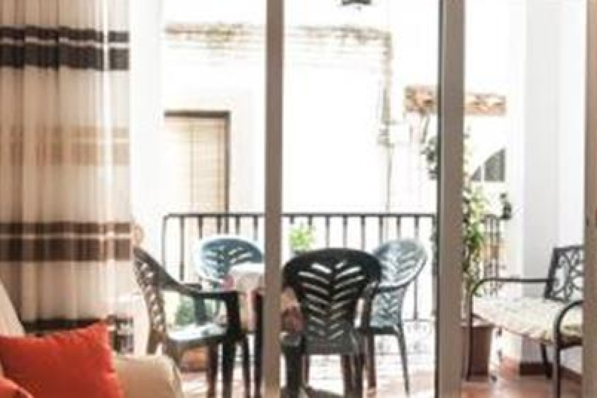 Lets Holidays BIG AND CENTRIC APARTMENT