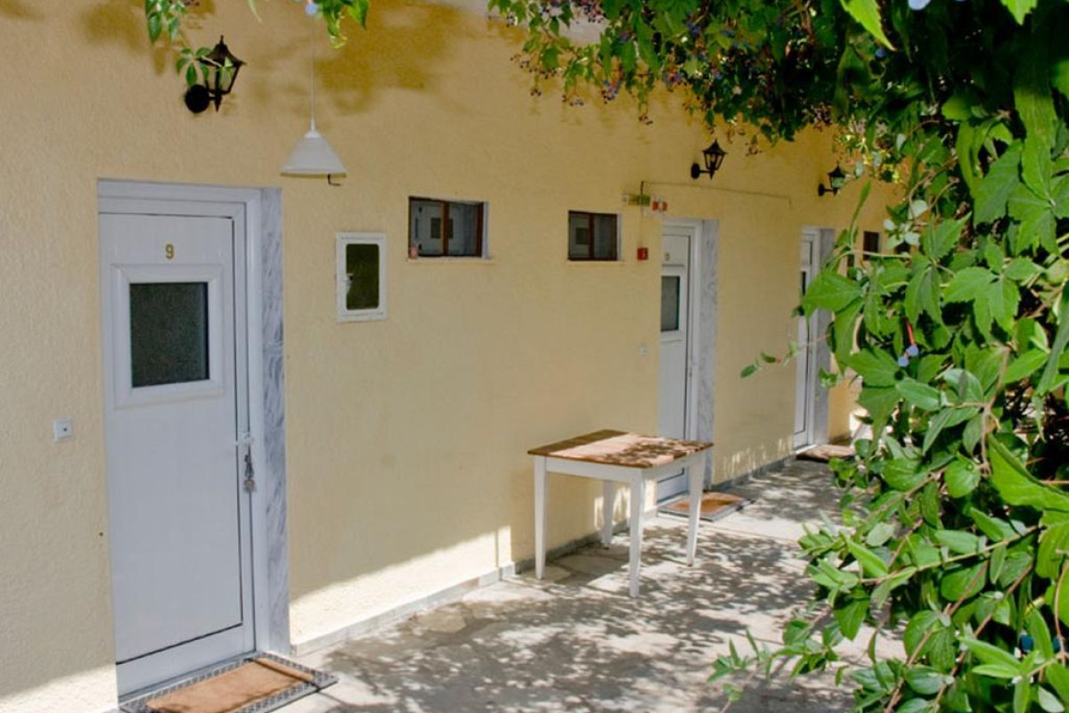 Lia Studios