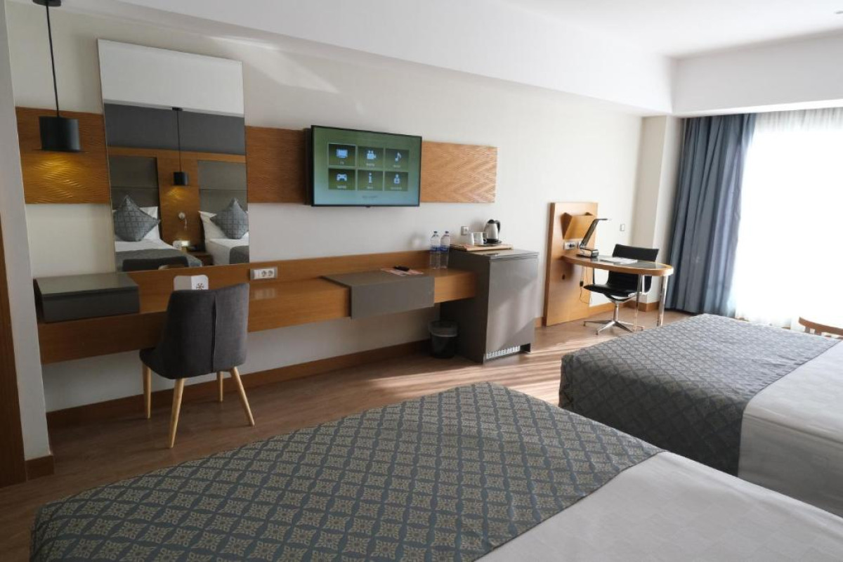 LIBERTY KUSADASI
