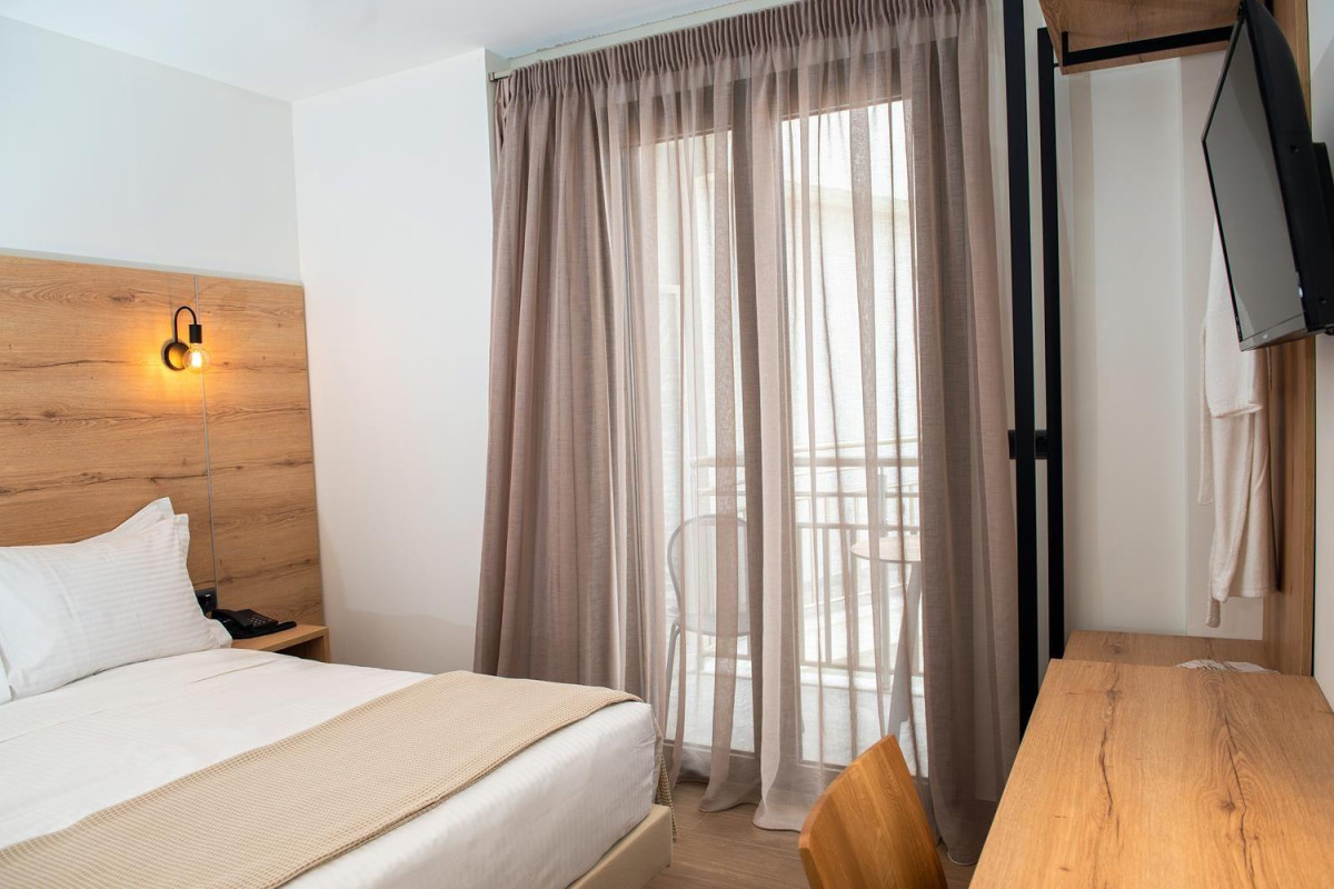 Liberty Of Nafplio