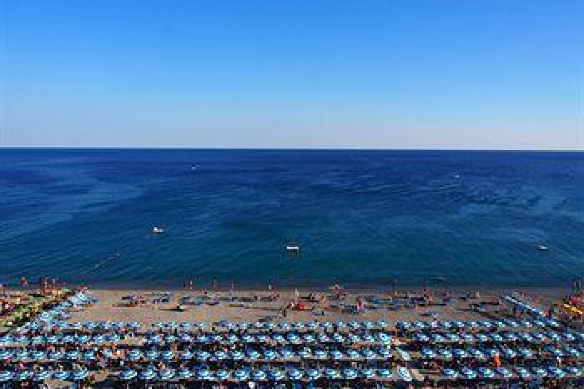 Lido Resort