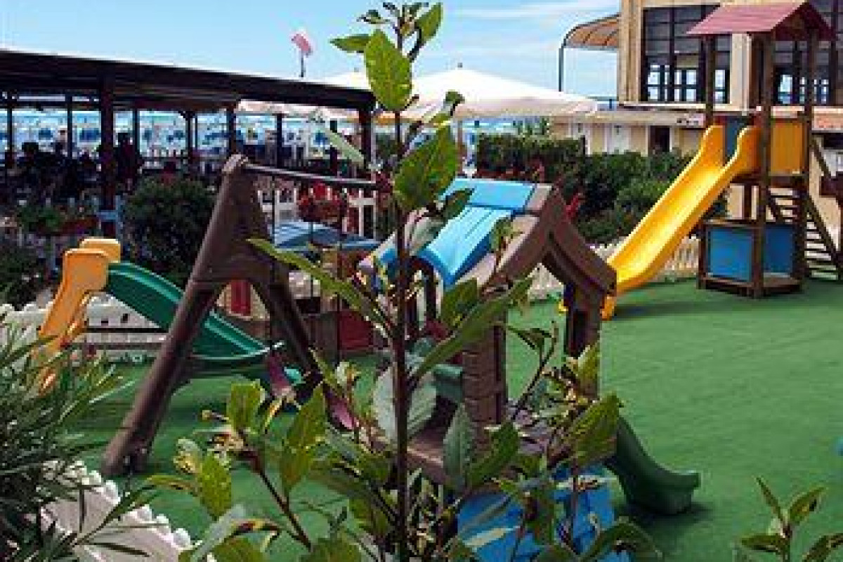 Lido Resort