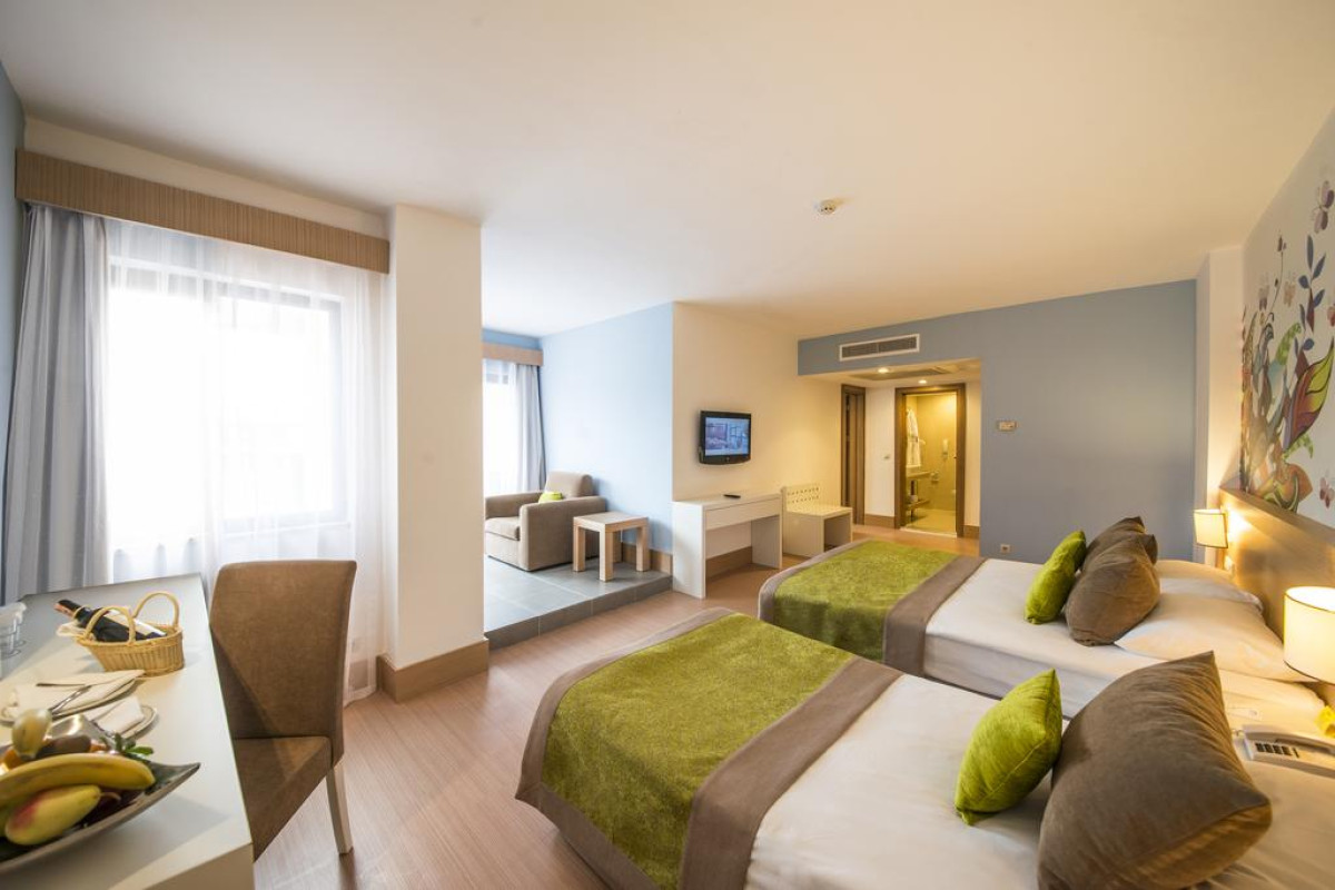 LIMAK ARCADIA SPORT RESORT HOTEL