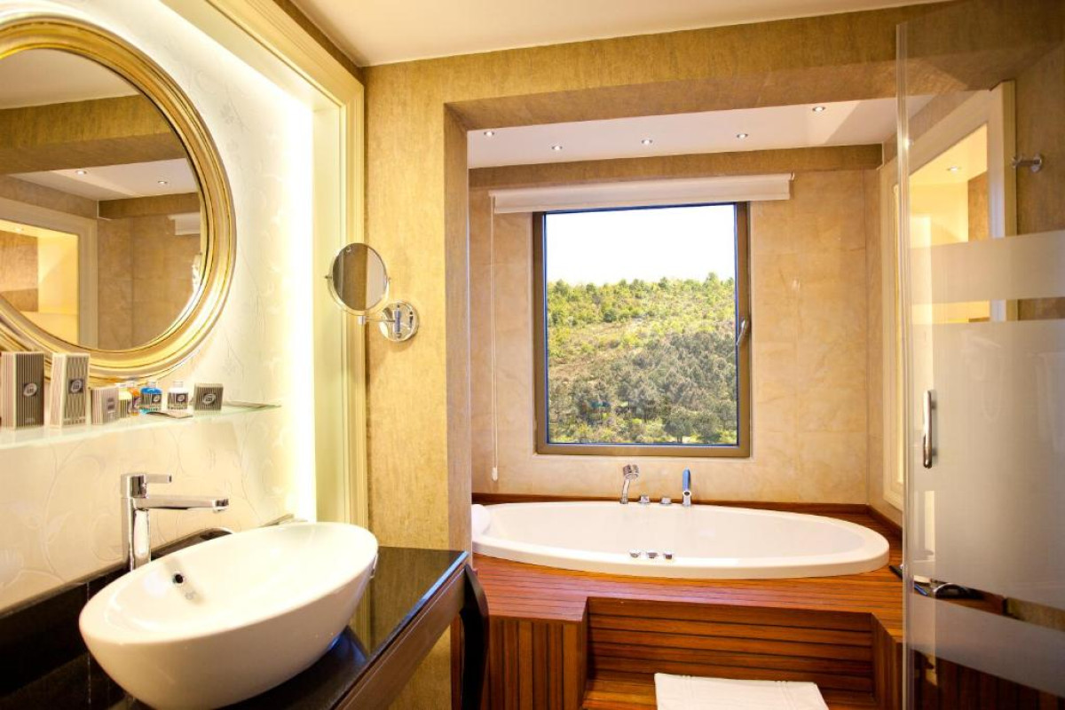 LIMAK EURASIA LUXURY HOTEL