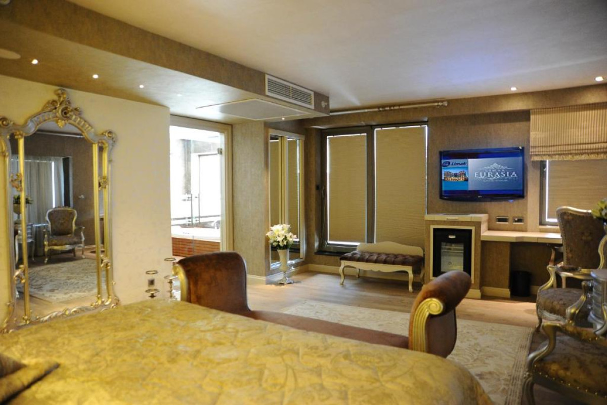 LIMAK EURASIA LUXURY HOTEL