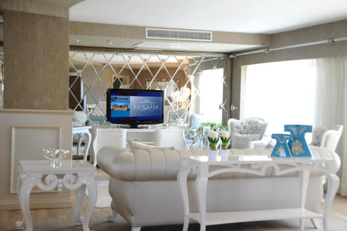 LIMAK EURASIA LUXURY HOTEL