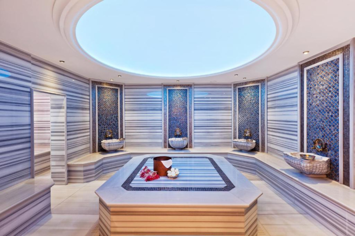 LIMAK EURASIA LUXURY HOTEL