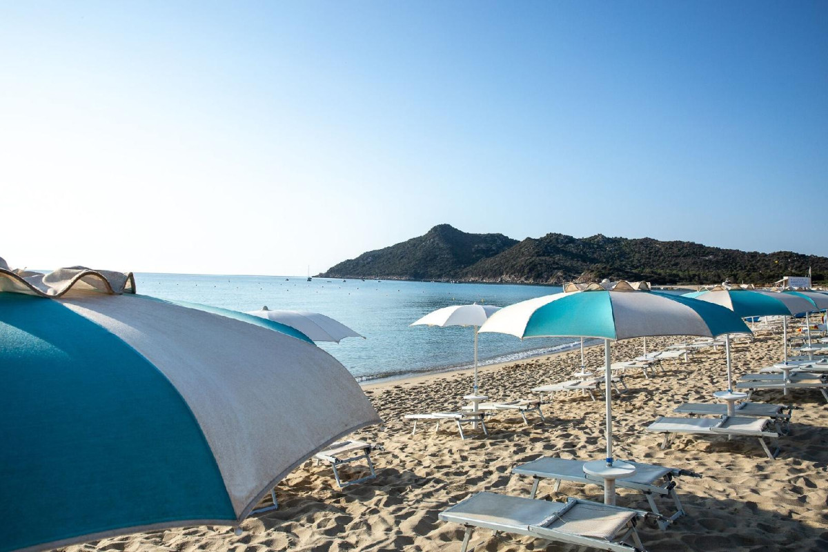 Limone Beach Resort