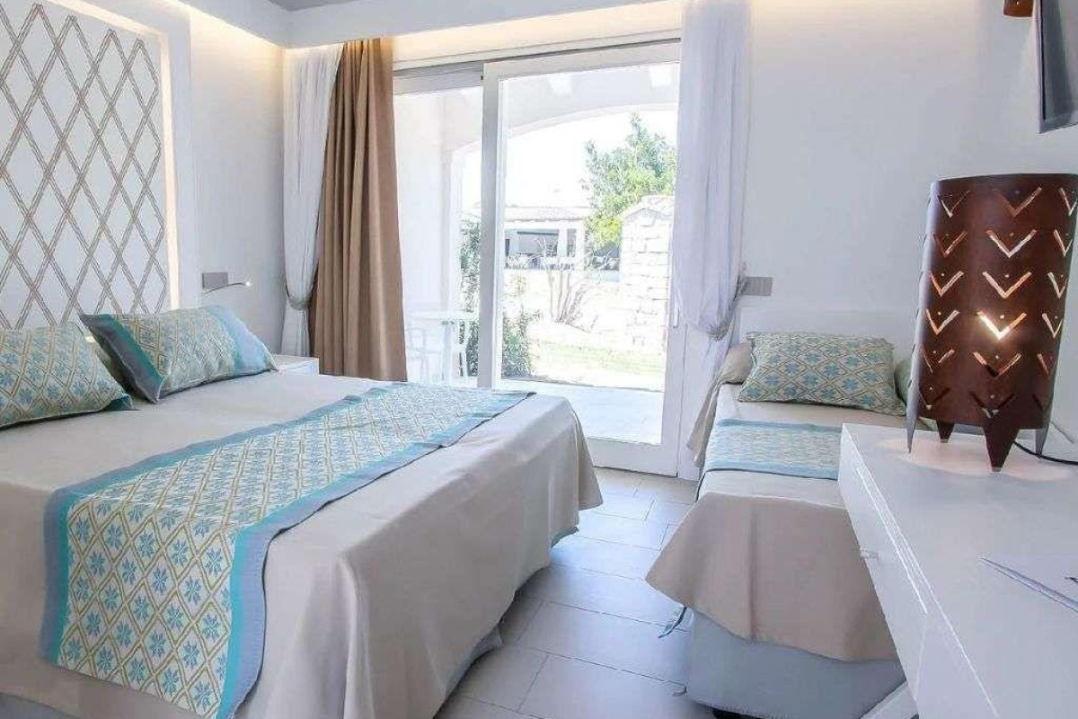 Limone Beach Resort