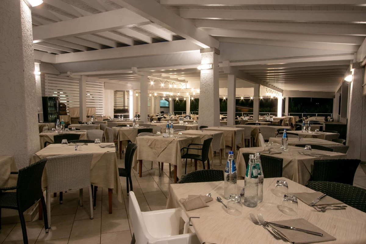 Limone Beach Resort
