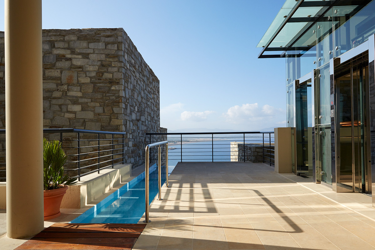 Lindos Blu (Adults Only 17+)