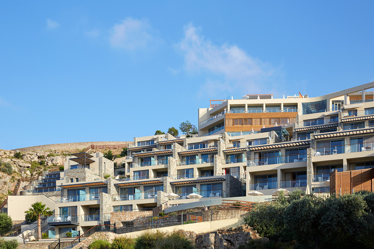 Lindos Blu (Adults Only 17+)