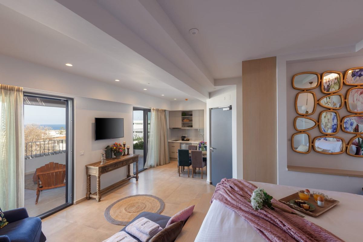 LINES CONCEPT ACCOMMODATION