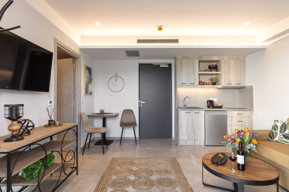 LINES CONCEPT ACCOMMODATION