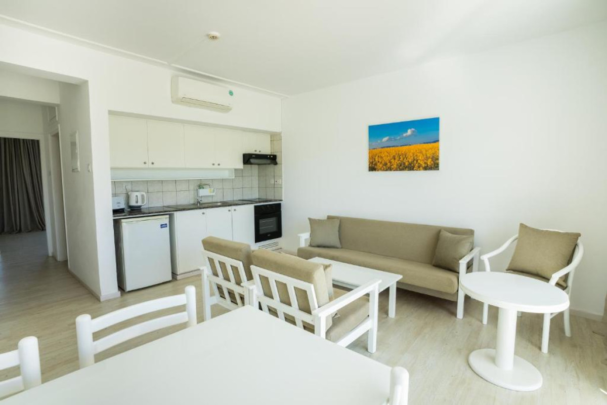 Liquid Hotel Apartments