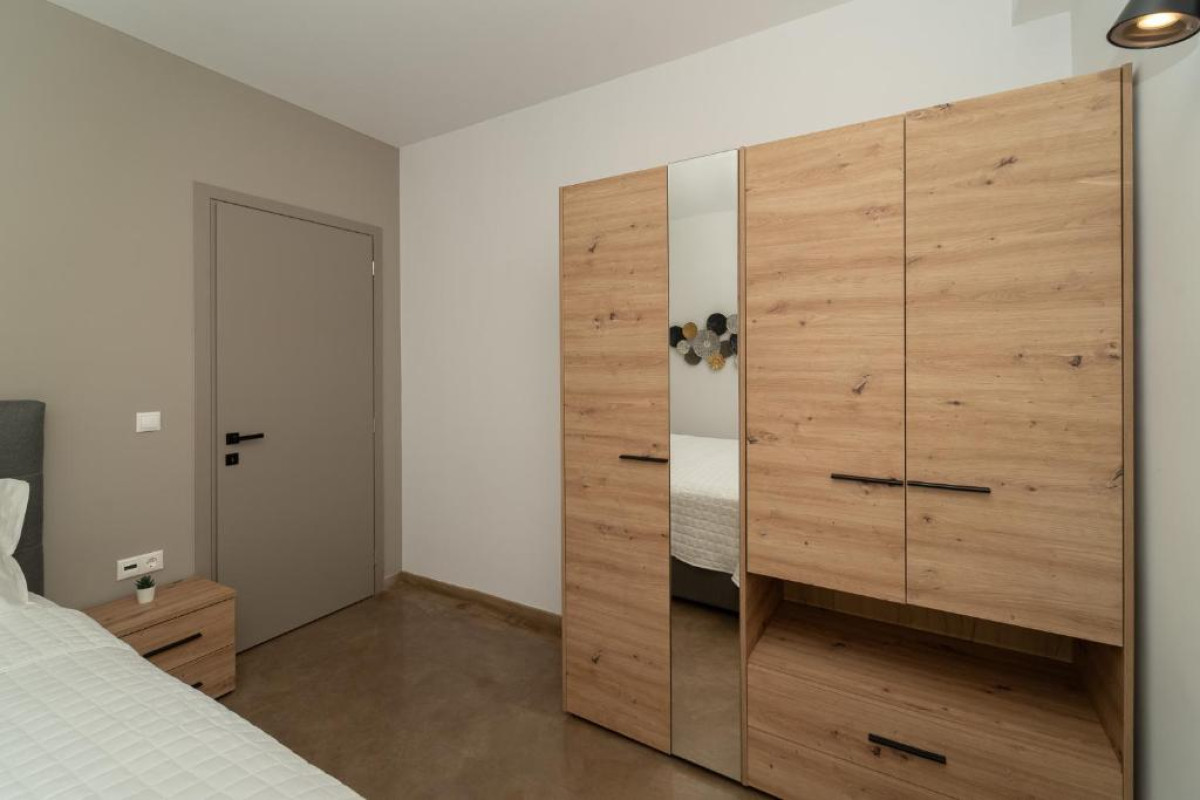 Lithos Suites