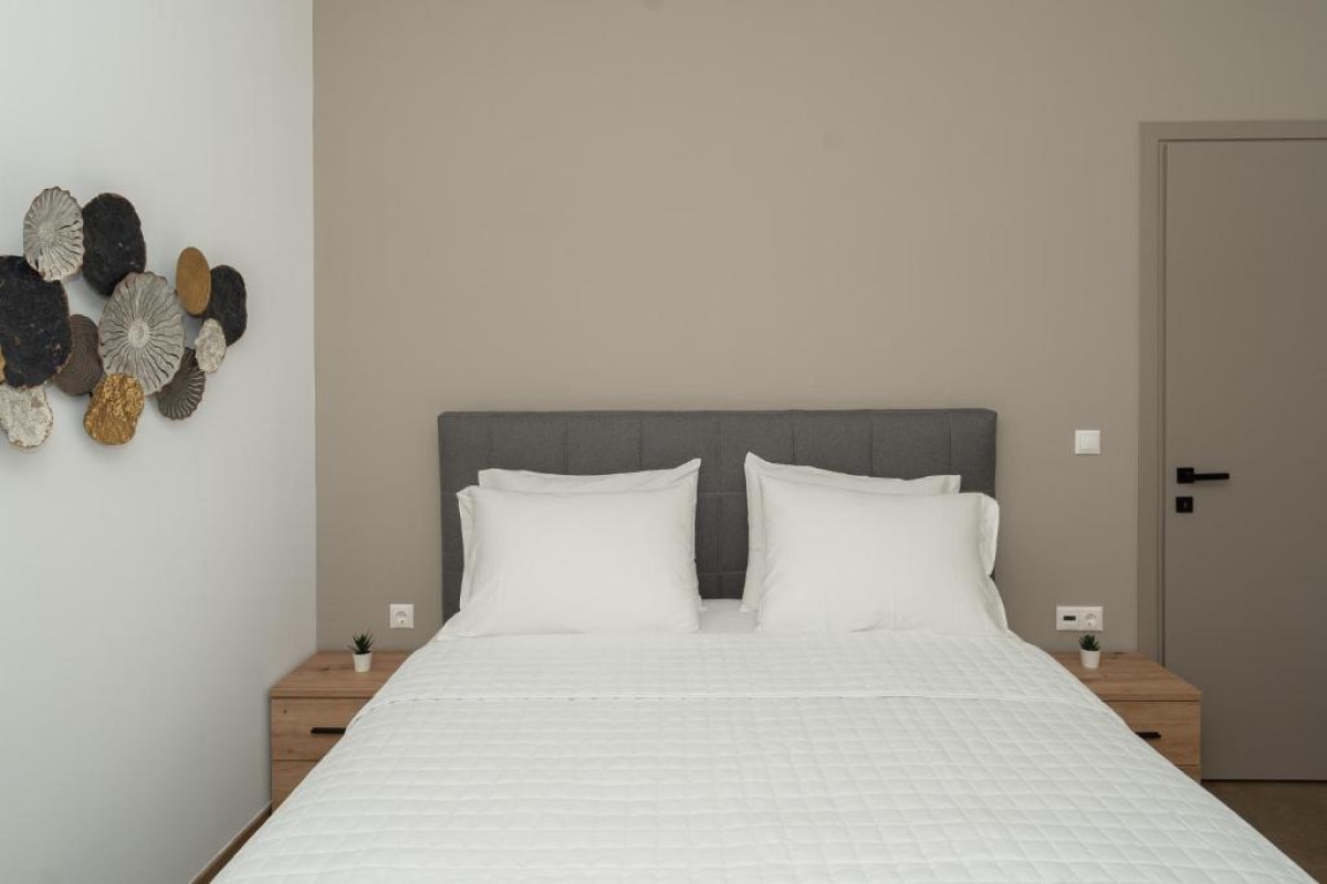 Lithos Suites