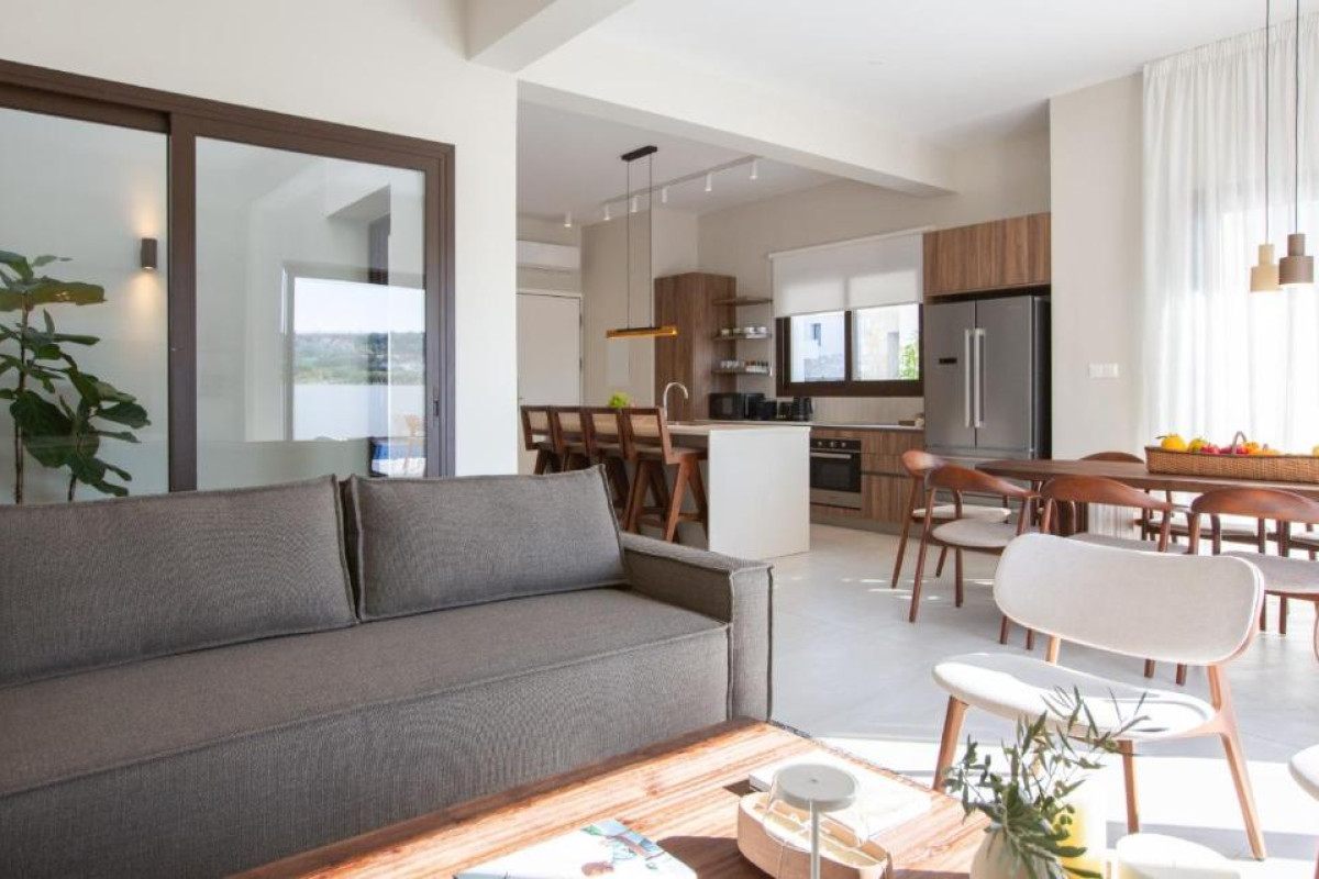 LIV & CO Suites & Villas