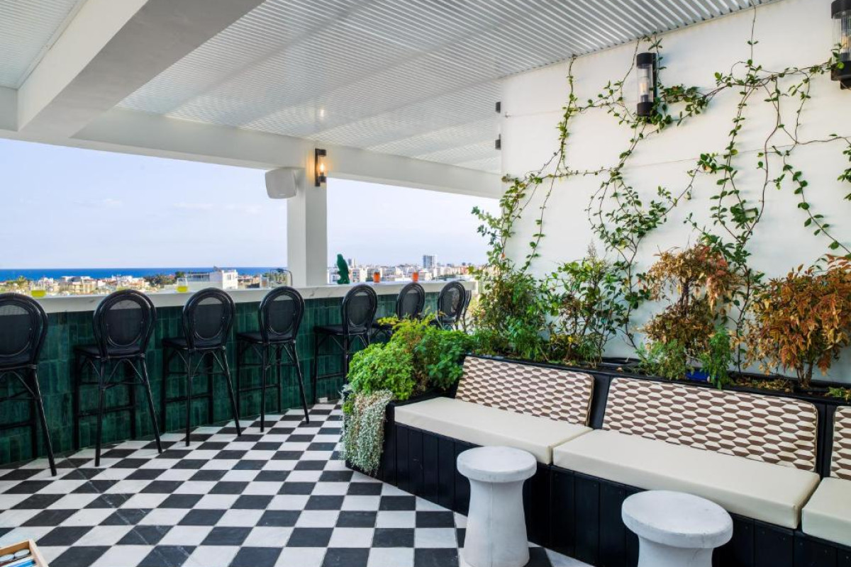 LIV URBAN LARNACA