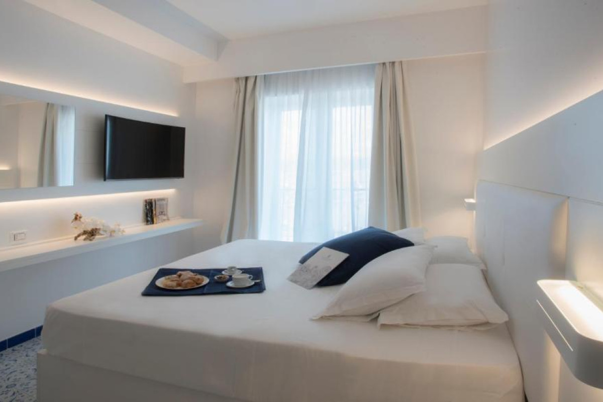 Hotel Lloyd's Baia