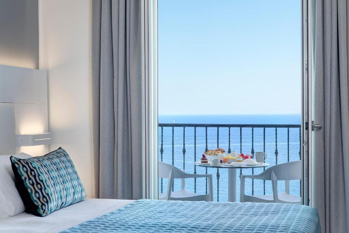Hotel Lloyd's Baia