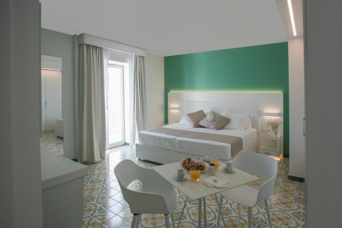 Hotel Lloyd's Baia