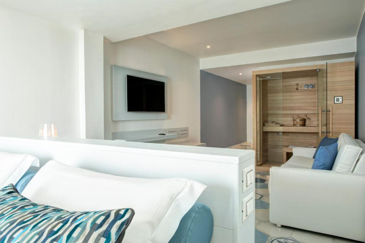 Hotel Lloyd's Baia