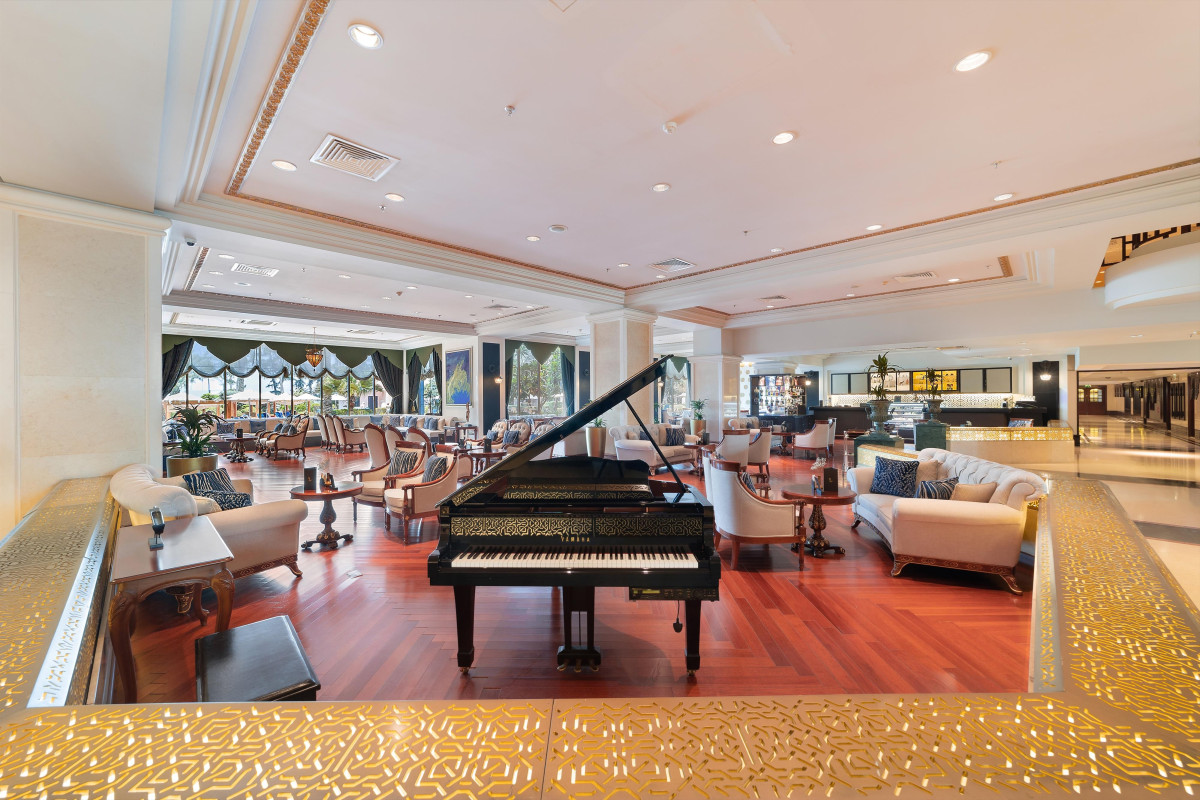 Ajman Hotel