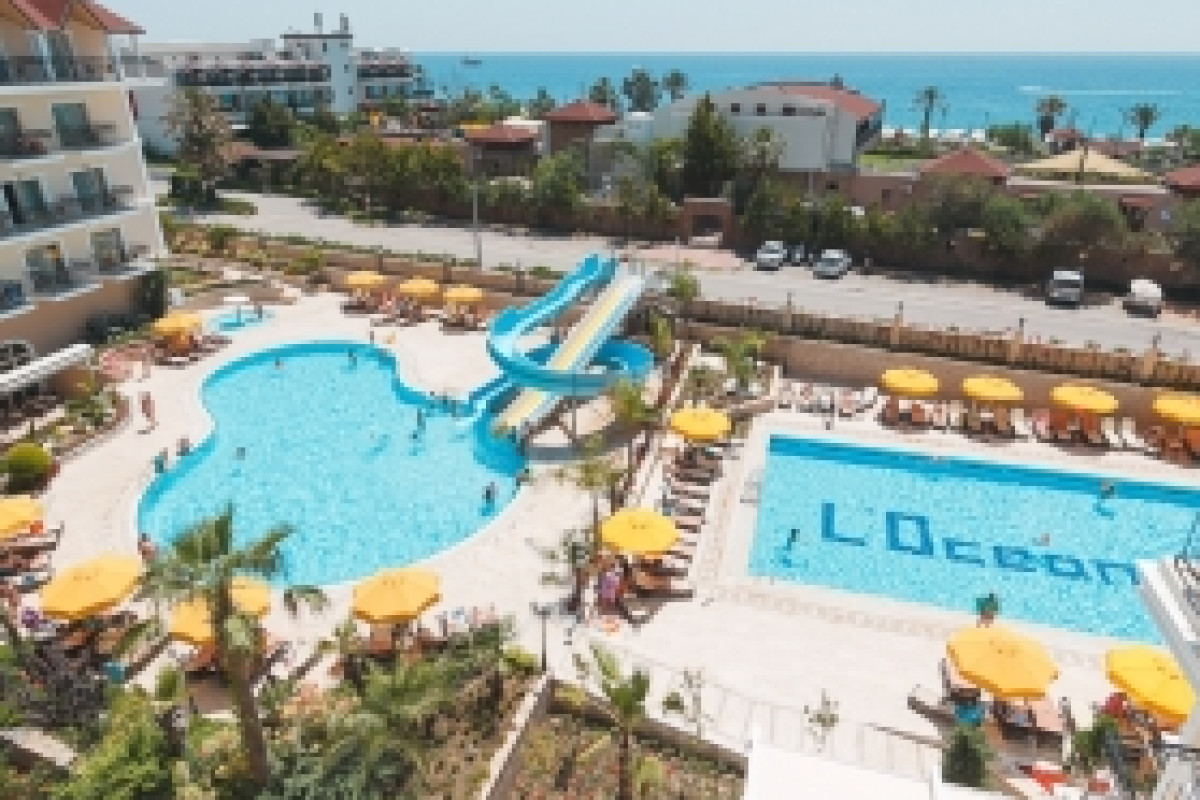 L'OCEANICA BEACH RESORT