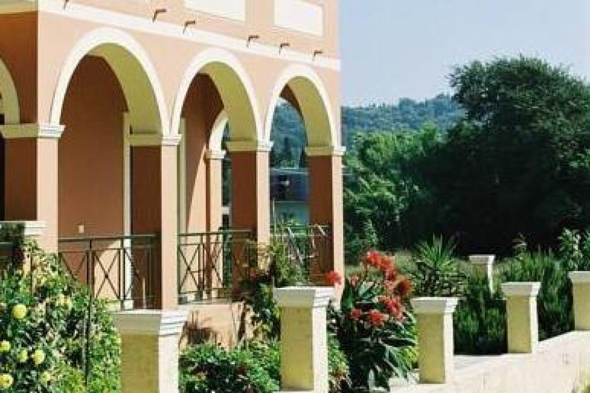 Logas Beach Studios