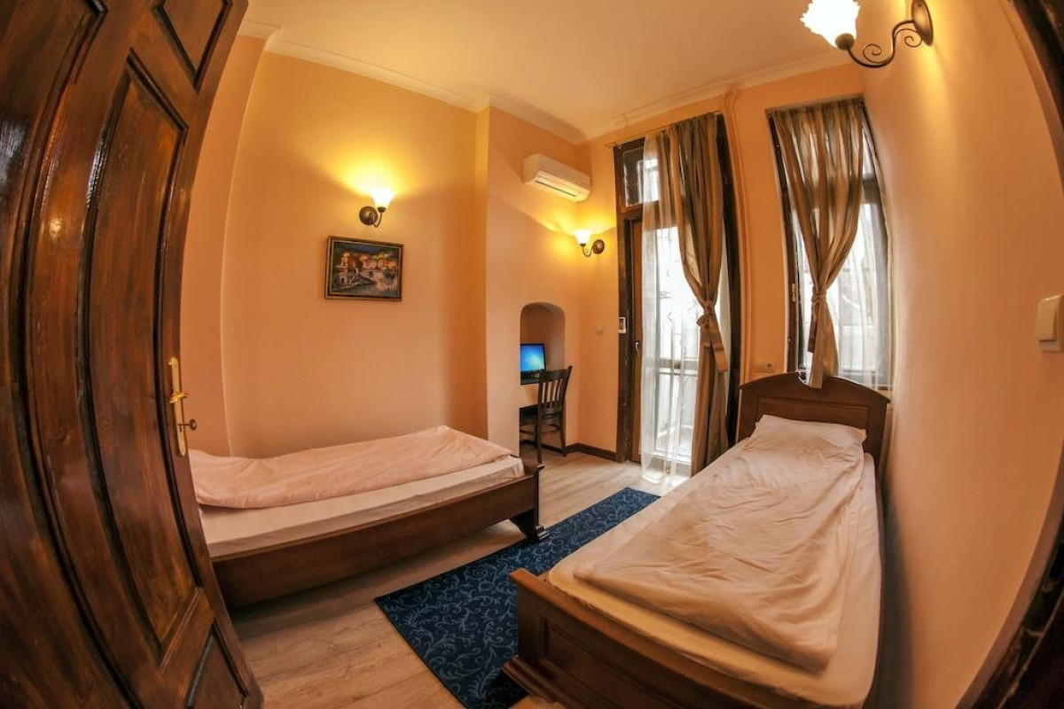 L'Opera Guest House