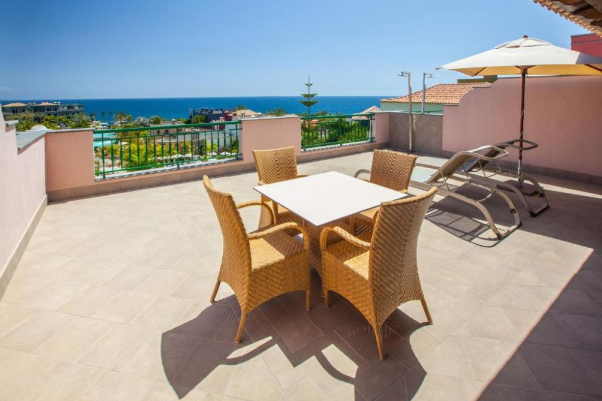 LOPESAN VILLA DEL CONDE RESORT & THALASSO