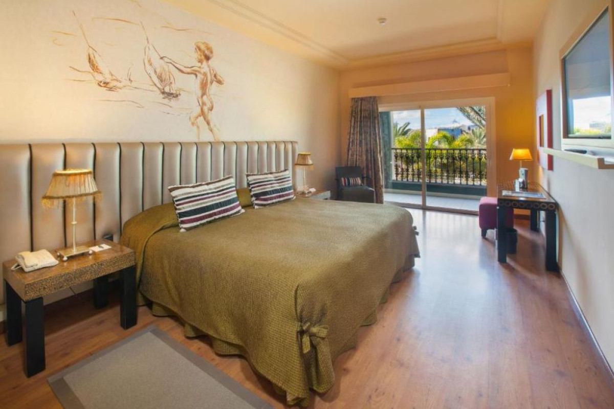 LOPESAN VILLA DEL CONDE RESORT & THALASSO