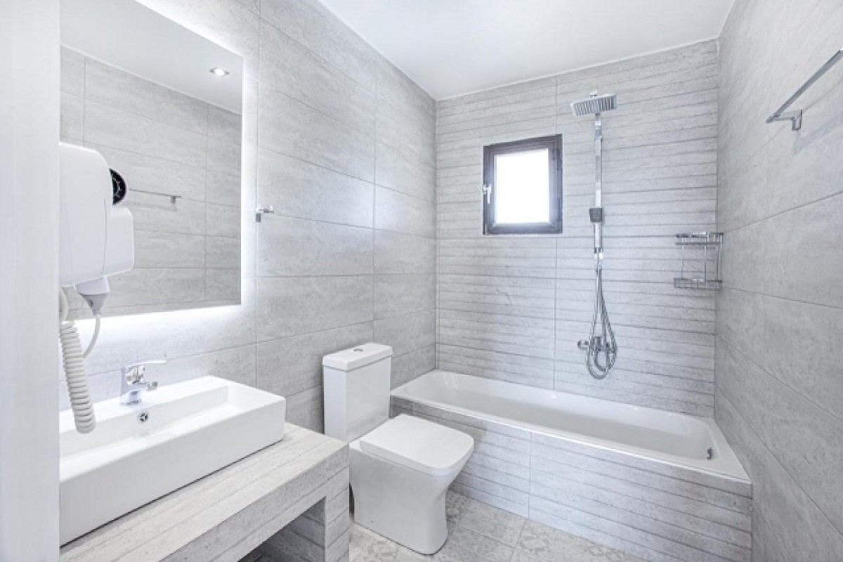 Lord Complex Suites