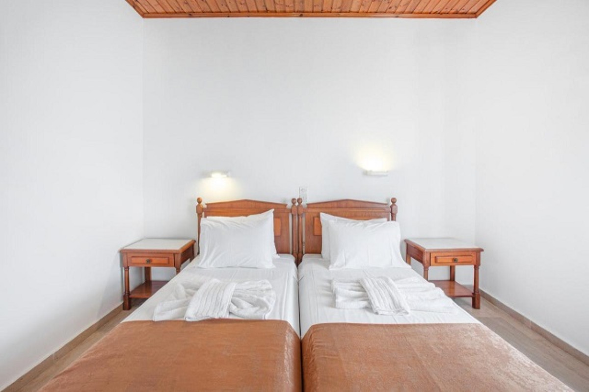 Lord Complex Suites