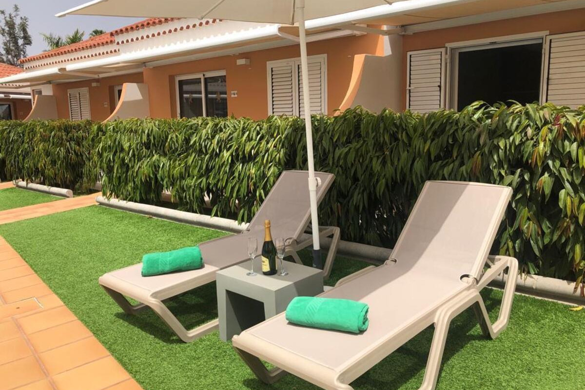 LOS LEONES BUNGALOWS