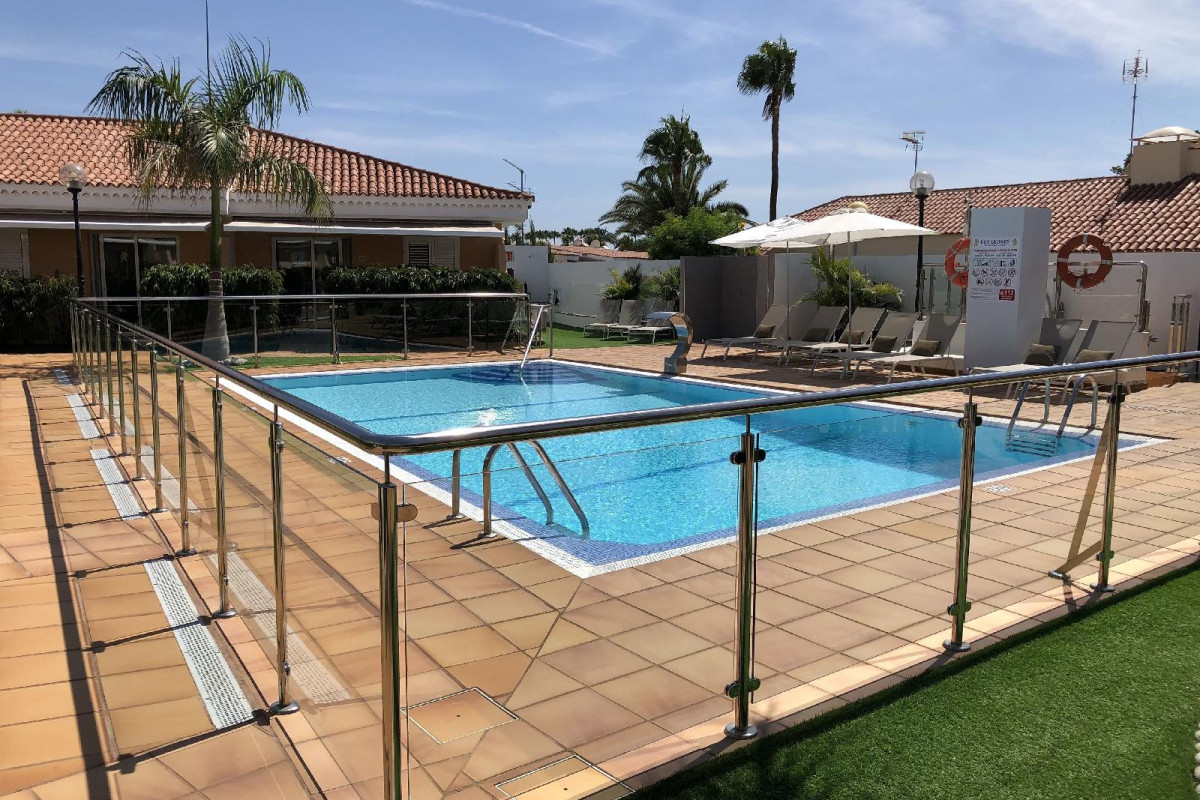 LOS LEONES BUNGALOWS
