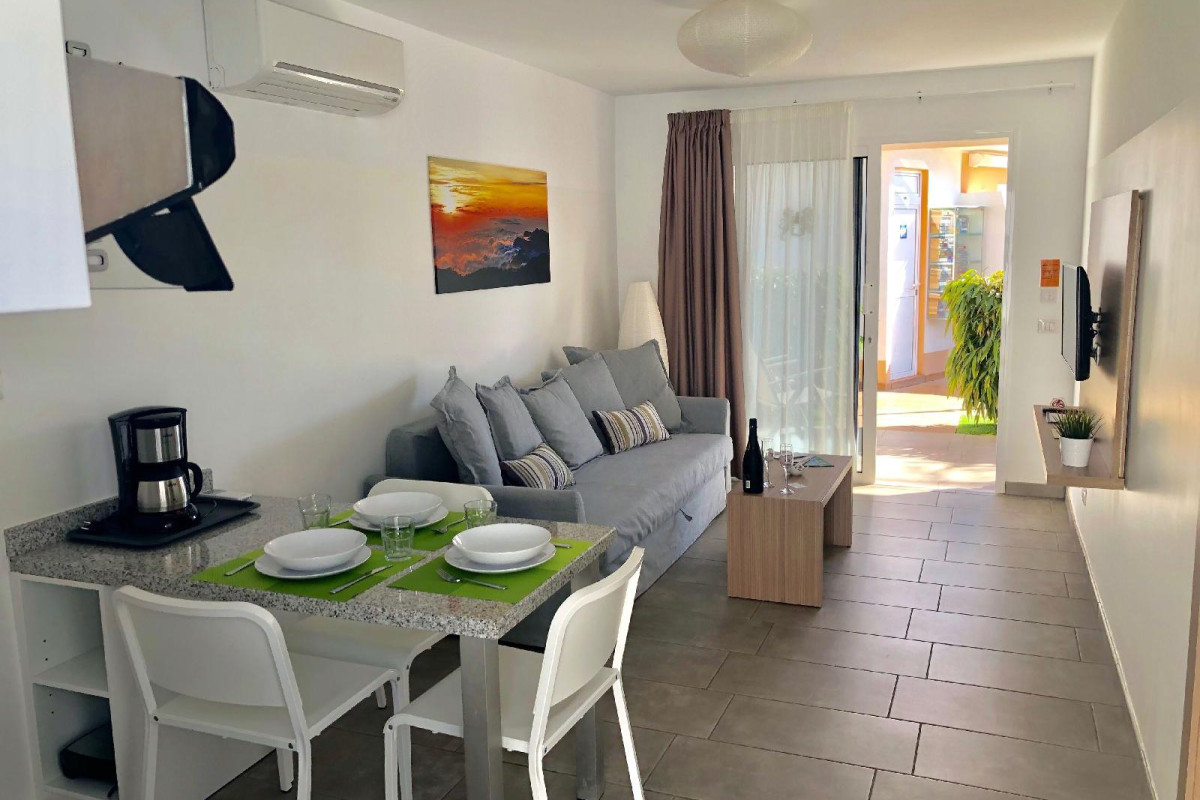 LOS LEONES BUNGALOWS
