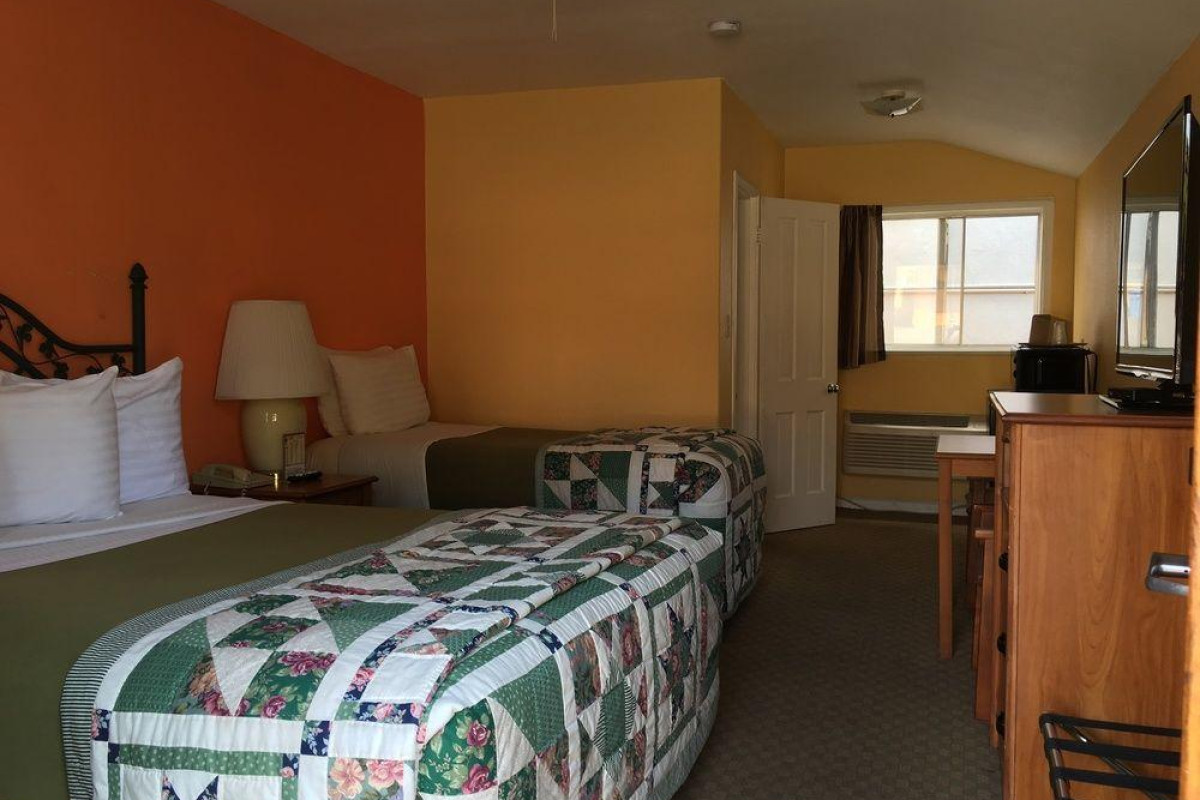 Los Padres Inn